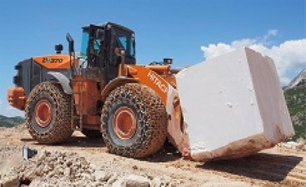Hitachi ZW 370 Türkiye’nin mermer ocakları için hazır